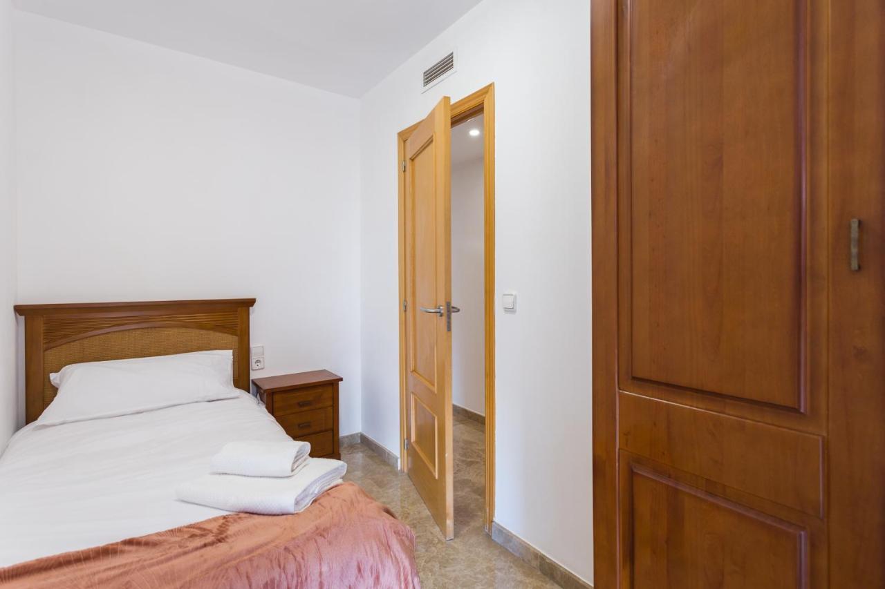 Piso Familiar Cerca Del Centro, Ac Y Wifi Gratis Apartment Valencia Exterior foto