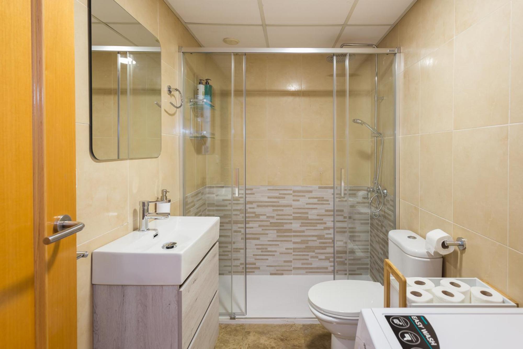Piso Familiar Cerca Del Centro, Ac Y Wifi Gratis Apartment Valencia Exterior foto