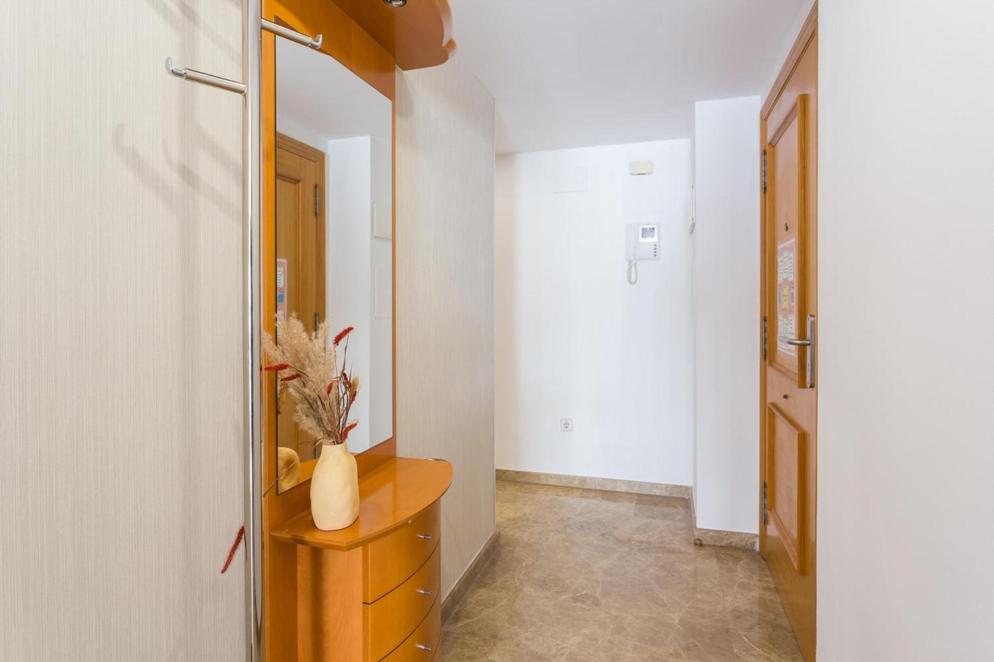 Piso Familiar Cerca Del Centro, Ac Y Wifi Gratis Apartment Valencia Exterior foto